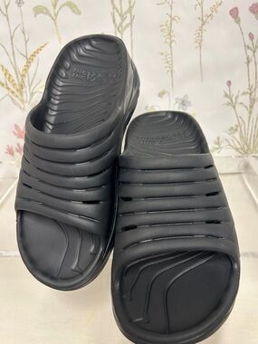 Hoka One One Black Contoured Slide Sandals
